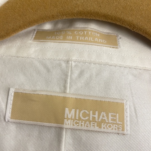 Michael kors -Men’s white button up shirt , in excellent condition it is white ! - Picture 3 of 3